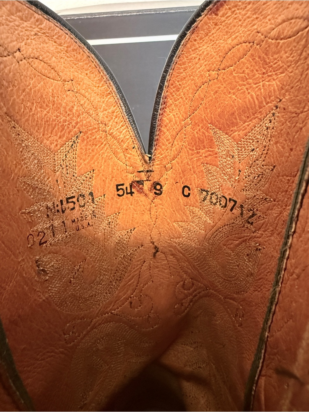 1883 by Lucchese N4501-54 Women’s 9C Black Burnished Buffalo Snip Toe Boots USA - Picture 2 of 11